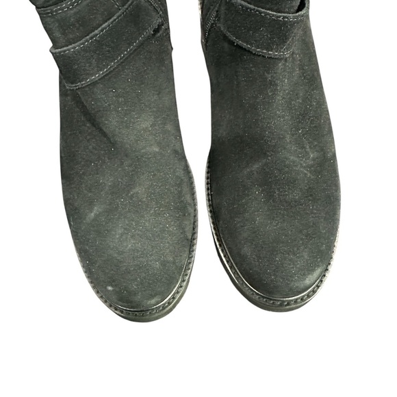 La Canadienne Kian Waterproof Buckle Bootie in Black Suede Women's 9 - Picture 8 of 10